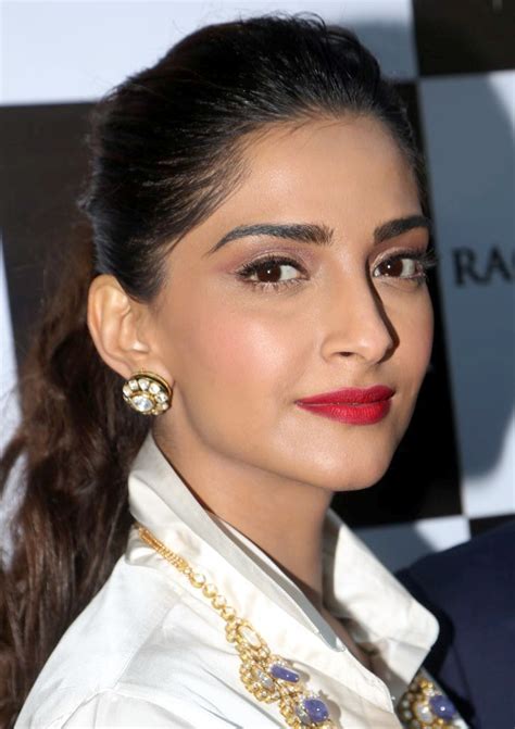 sonam kapoor sex xxx|Sonam Kapoor Porn Videos